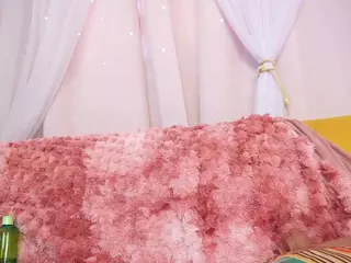 LindsyWest's Live Sex Cam Show