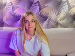 HoLLi's Live Sex Cam Show