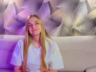 HoLLi's Live Sex Cam Show