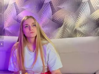 HoLLi's Live Sex Cam Show