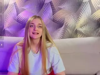 HoLLi's Live Sex Cam Show