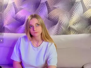 HoLLi's Live Sex Cam Show