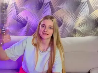 HoLLi's Live Sex Cam Show
