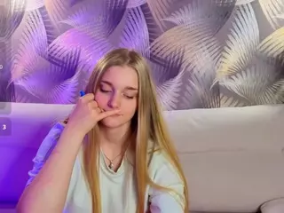 HoLLi's Live Sex Cam Show