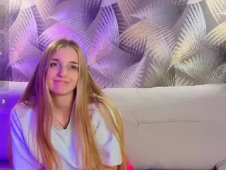 HoLLi's Live Sex Cam Show