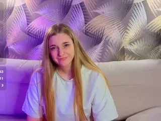 HoLLi's Live Sex Cam Show