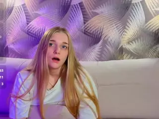 HoLLi's Live Sex Cam Show