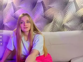 HoLLi's Live Sex Cam Show