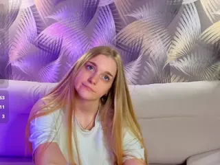HoLLi's Live Sex Cam Show