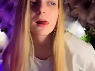 HoLLi's Live Sex Cam Show