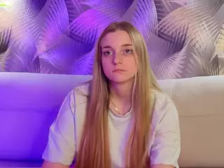 HoLLi's Live Sex Cam Show