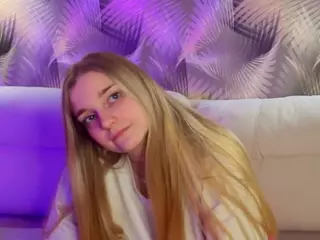 HoLLi's Live Sex Cam Show