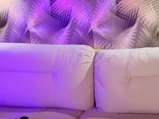 HoLLi's Live Sex Cam Show