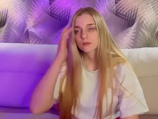 HoLLi's Live Sex Cam Show