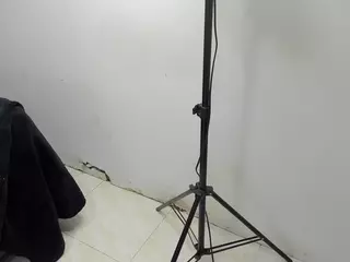 Saskyaht's Live Sex Cam Show