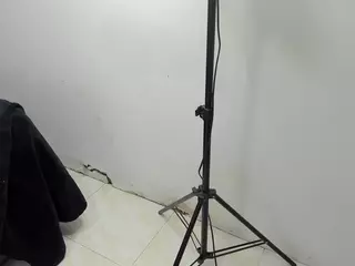Saskyaht's Live Sex Cam Show
