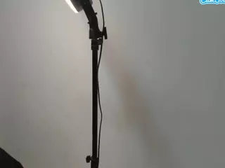 Saskyaht's Live Sex Cam Show