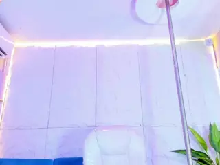 AlissonHarper's Live Sex Cam Show