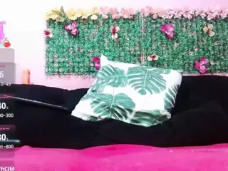 Dianagom's Live Sex Cam Show