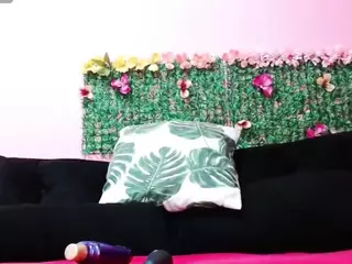 Dianagom's Live Sex Cam Show