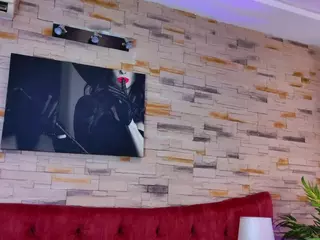 SelenneMoon's Live Sex Cam Show