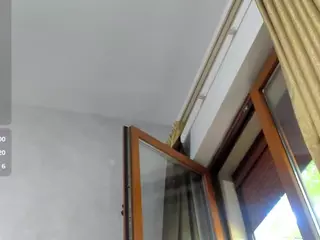 Anyssia's Live Sex Cam Show