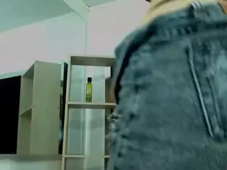 iamcarollvbna's Live Sex Cam Show