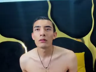 KittyandLiam69's Live Sex Cam Show