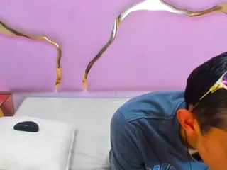 KittyandLiam69's Live Sex Cam Show
