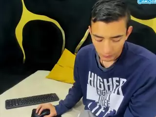 KittyandLiam69's Live Sex Cam Show