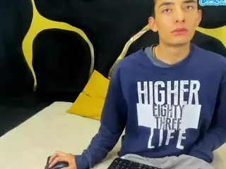 KittyandLiam69's Live Sex Cam Show