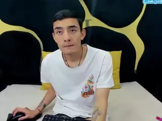 KittyandLiam69's Live Sex Cam Show