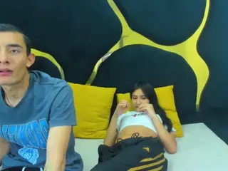 KittyandLiam69's Live Sex Cam Show
