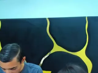 KittyandLiam69's Live Sex Cam Show