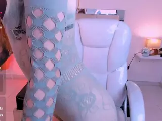 Abrill-01's Live Sex Cam Show