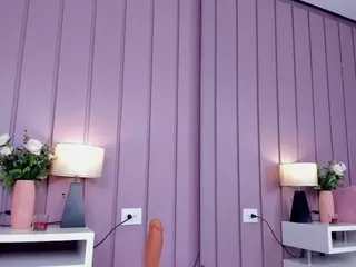AisHhaFerrari's Live Sex Cam Show