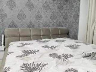 Anaiys's Live Sex Cam Show