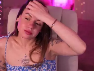 BellaSpark's Live Sex Cam Show