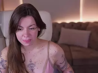 BellaSpark's Live Sex Cam Show