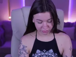 BellaSpark's Live Sex Cam Show