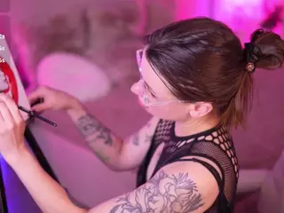 BellaSpark's Live Sex Cam Show
