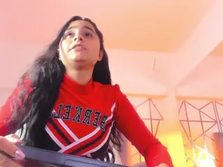 Giselle-Roldan's Live Sex Cam Show