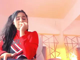 Giselle-Roldan's Live Sex Cam Show