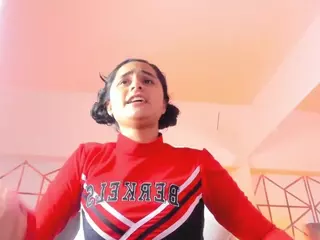 Giselle-Roldan's Live Sex Cam Show