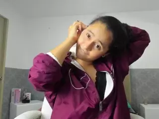 Giselle-Roldan's Live Sex Cam Show