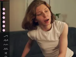 JoanGlasper's Live Sex Cam Show