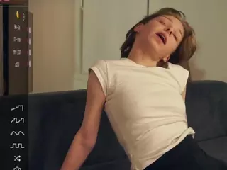 JoanGlasper's Live Sex Cam Show