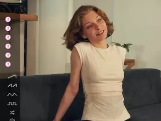 JoanGlasper's Live Sex Cam Show