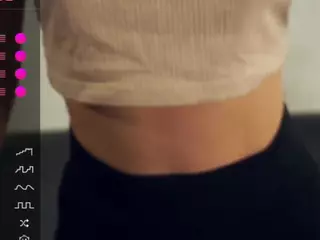 JoanGlasper's Live Sex Cam Show