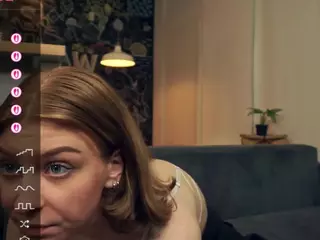 JoanGlasper's Live Sex Cam Show